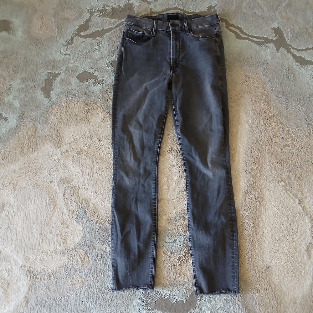 Mother High Waisted Looker Ankle Fray‎ Jeans